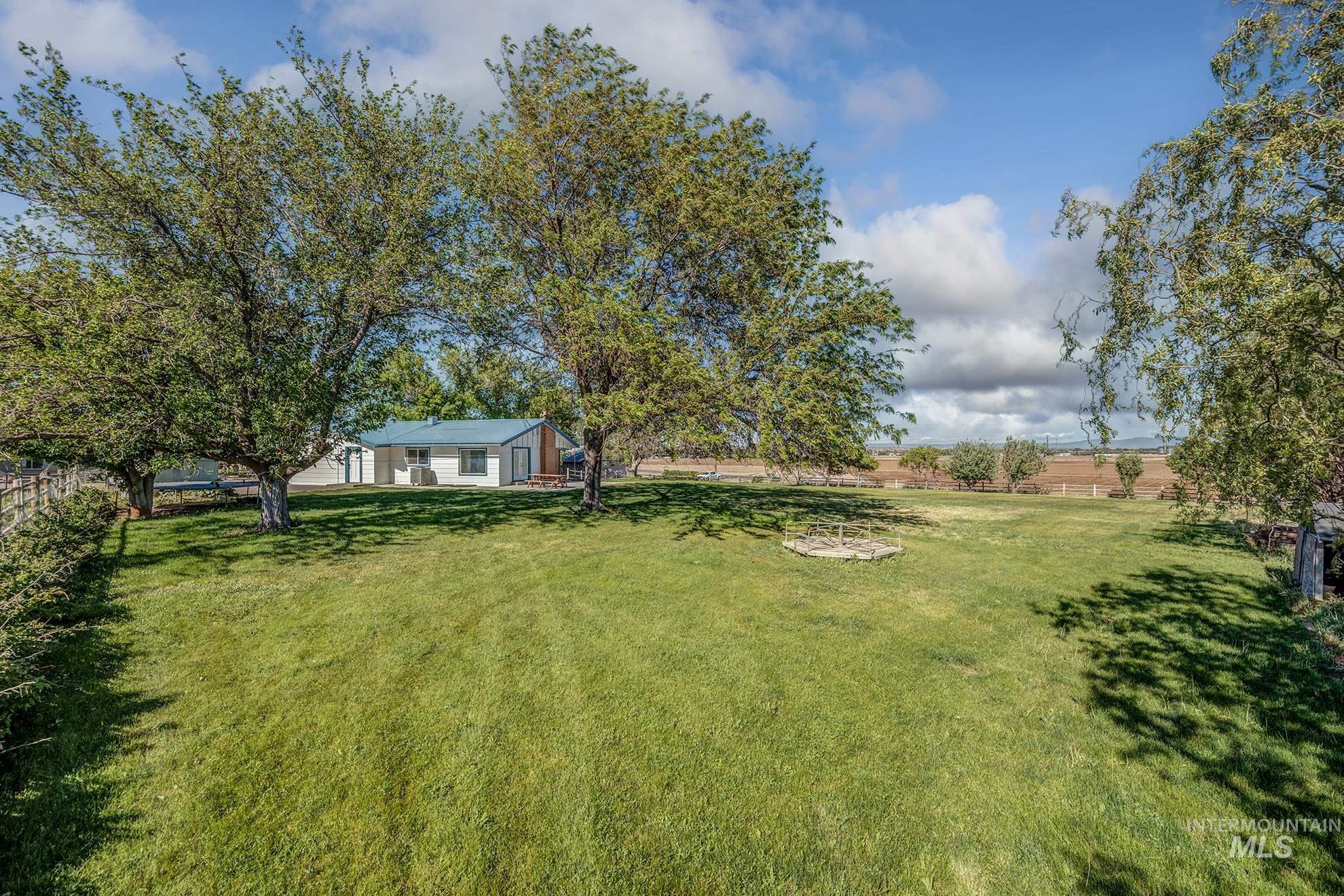 2121 Alameda, Ontario, Oregon 97914, 5 Bedrooms, 3 Bathrooms, Residential For Sale, Price $529,000, 98986125