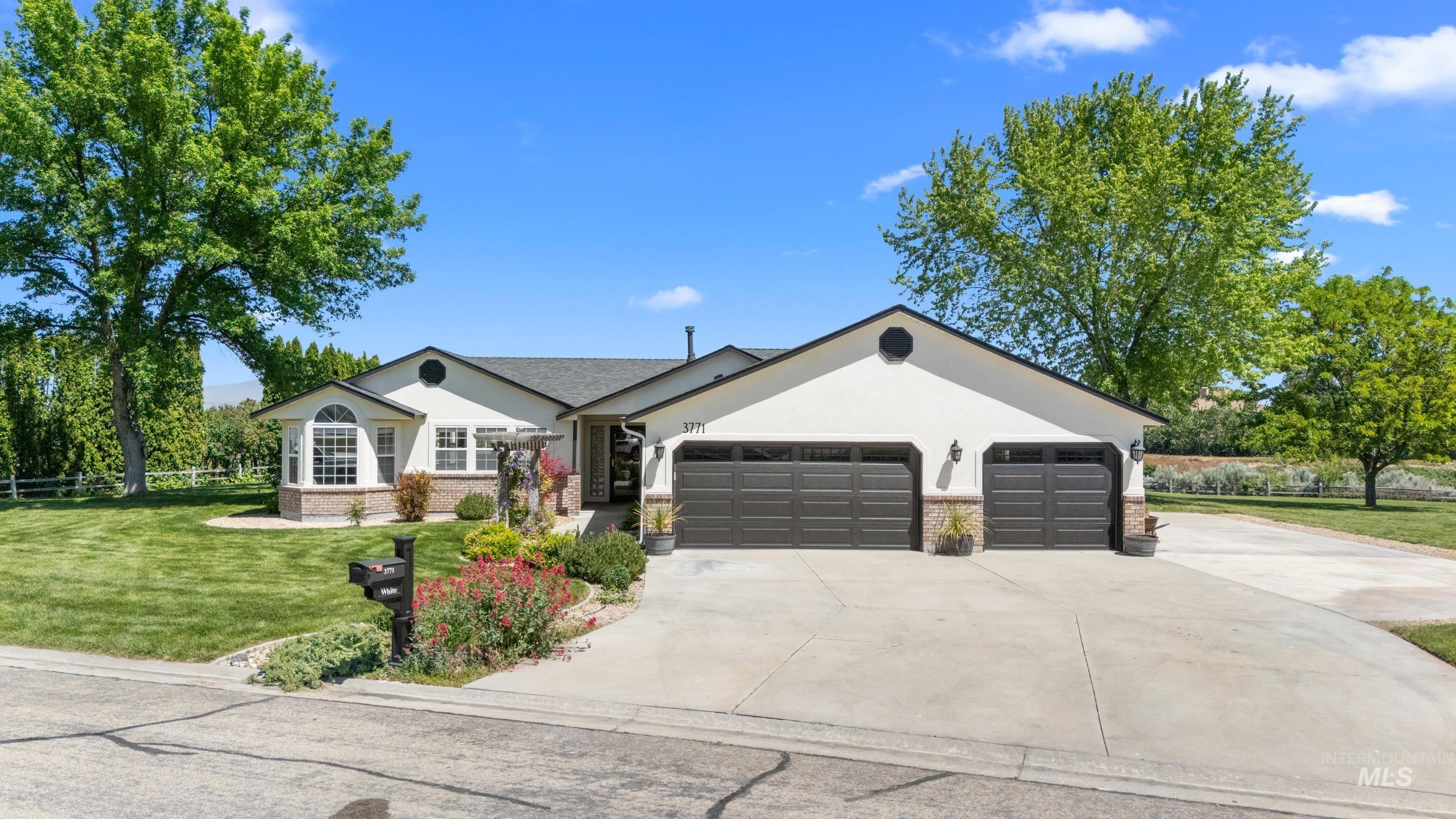 3771 W Silver Terrace road, Meridian, Idaho 83642, 3 Bedrooms, 2 Bathrooms, Residential For Sale, Price $879,000, 98986126