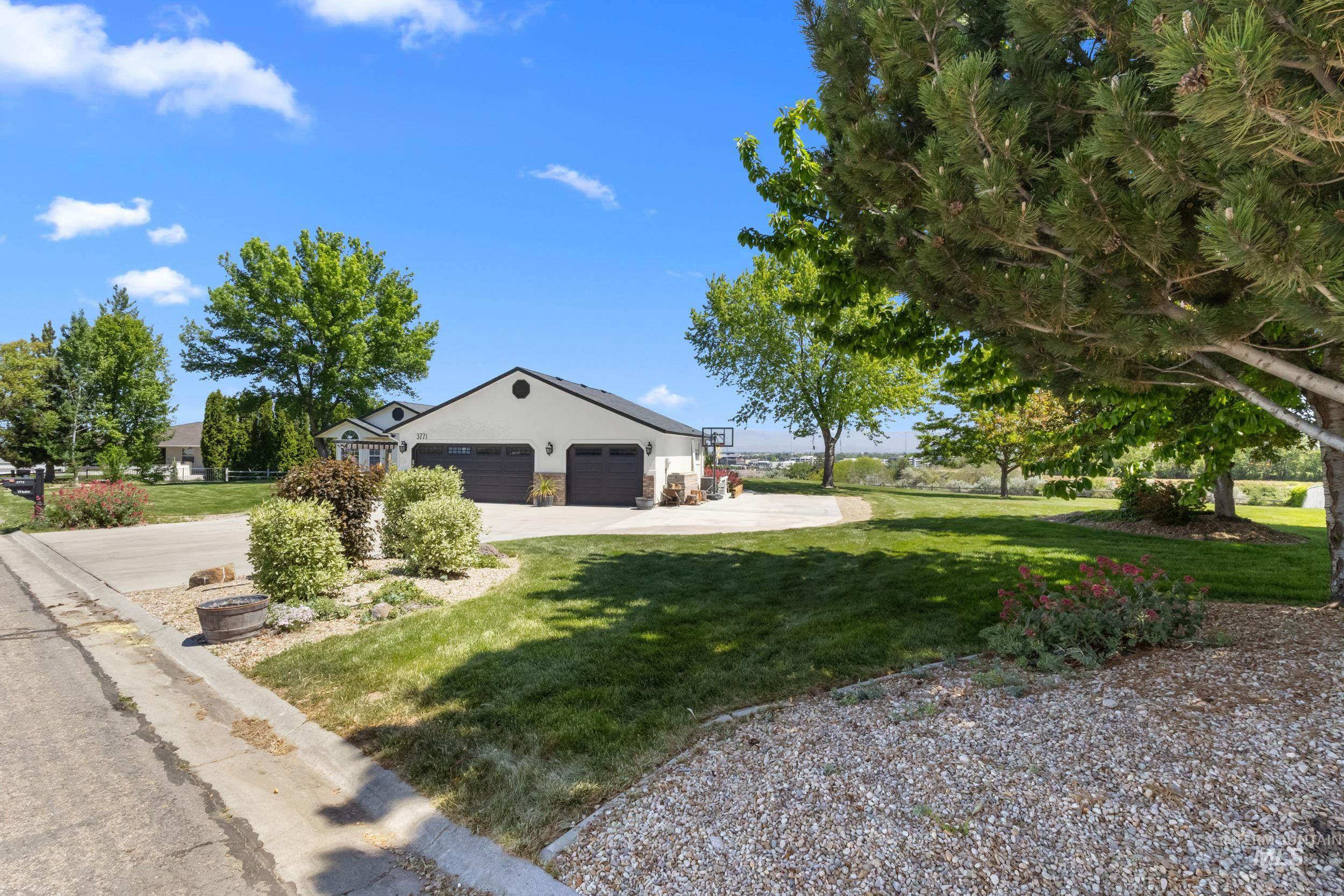 3771 W Silver Terrace road, Meridian, Idaho 83642, 3 Bedrooms, 2 Bathrooms, Residential For Sale, Price $879,000, 98986126
