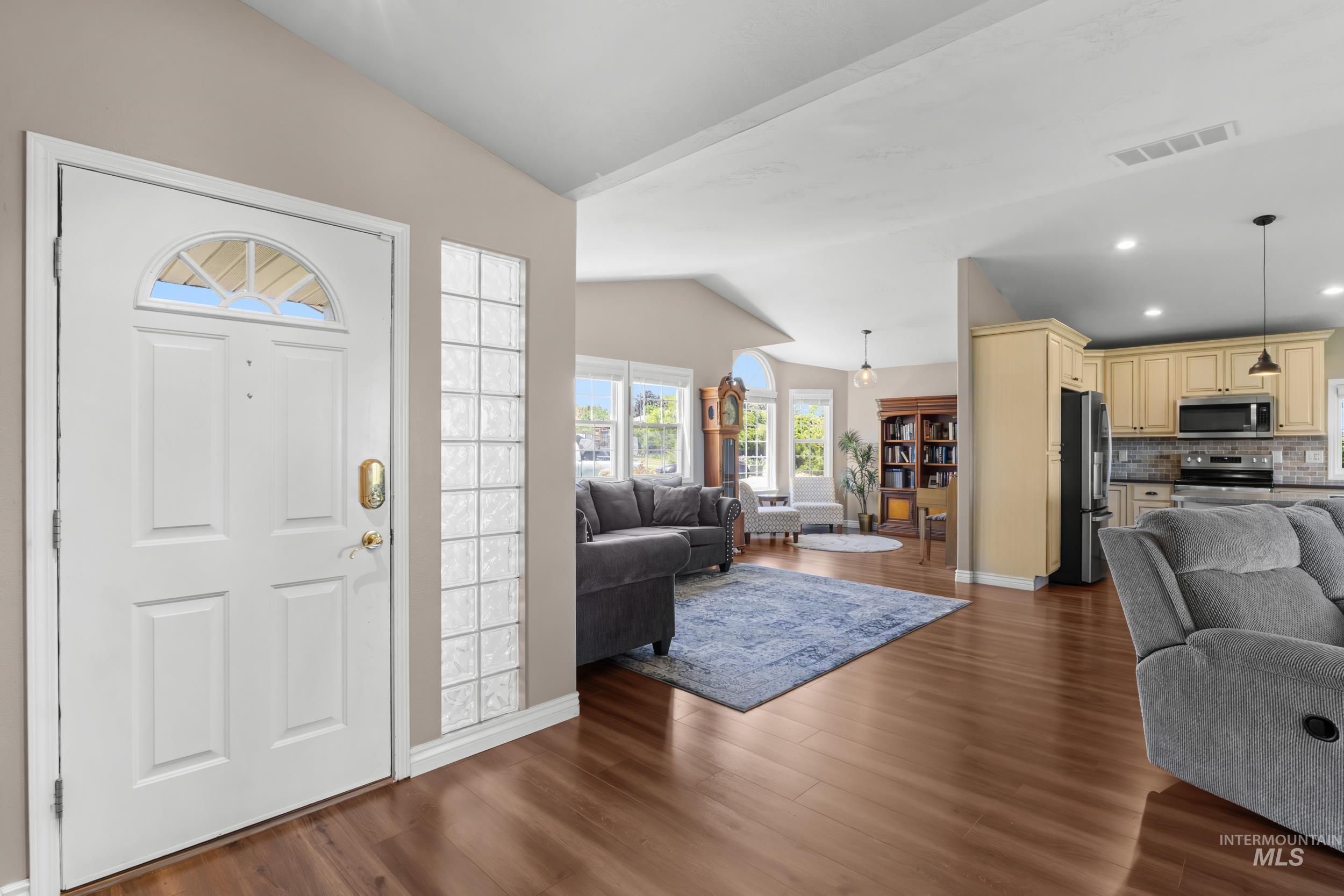 3771 W Silver Terrace road, Meridian, Idaho 83642, 3 Bedrooms, 2 Bathrooms, Residential For Sale, Price $879,000, 98986126