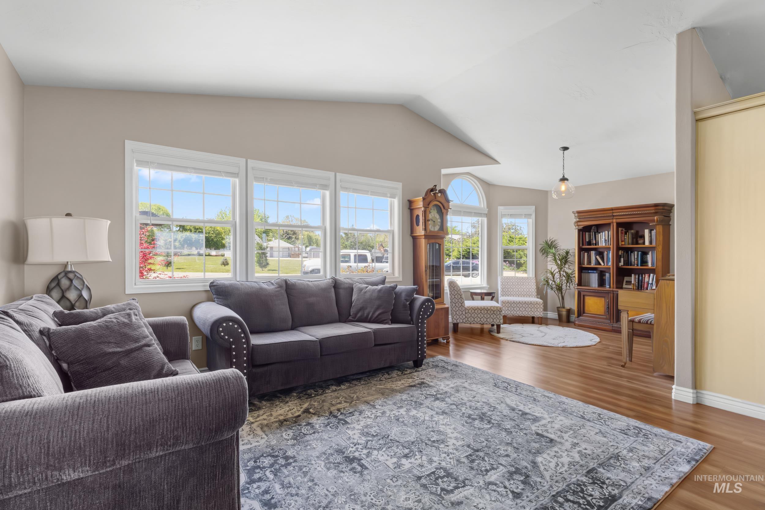 3771 W Silver Terrace road, Meridian, Idaho 83642, 3 Bedrooms, 2 Bathrooms, Residential For Sale, Price $879,000, 98986126
