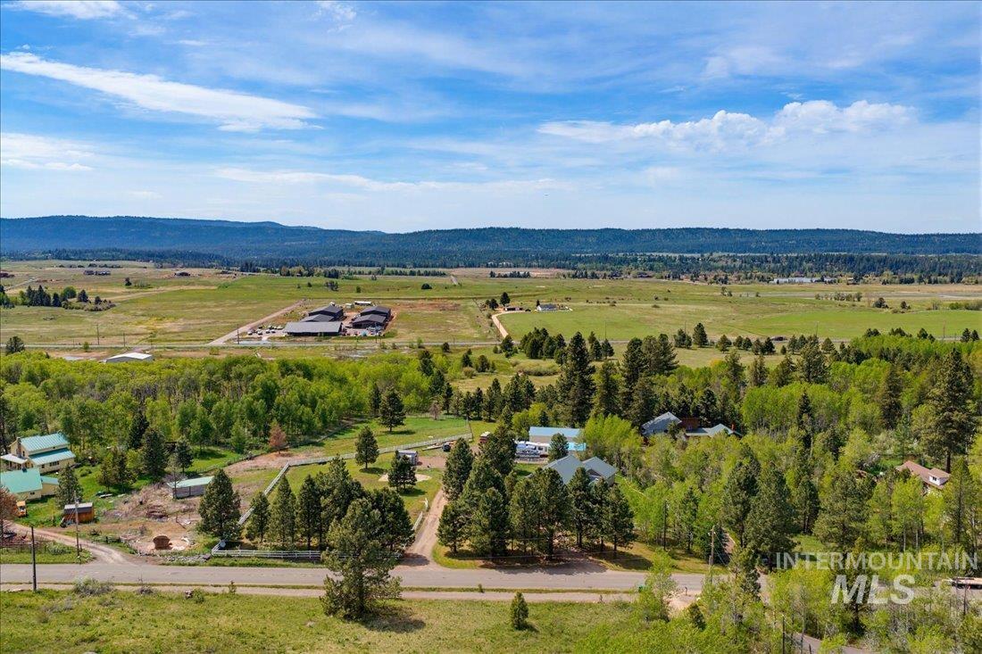 1260 S. Samson Trl., McCall, Idaho 83638, 4 Bedrooms, 3 Bathrooms, Residential For Sale, Price $1,399,000,MLS 98986127