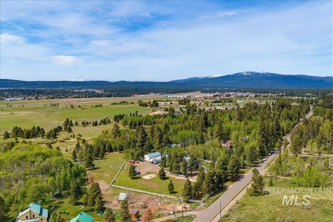 1260 S. Samson Trl., McCall, Idaho 83638, 4 Bedrooms, 3 Bathrooms, Residential For Sale, Price $1,490,000, 98986127