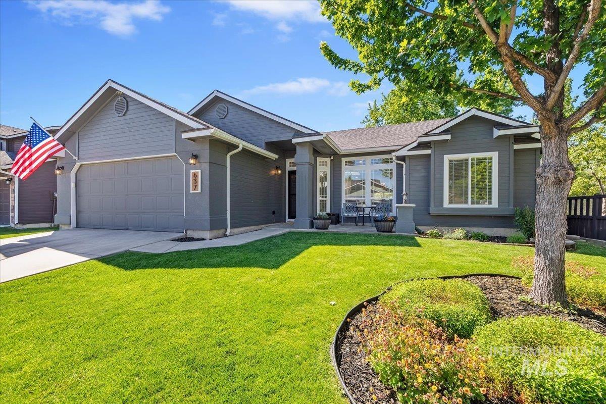 637 E Willow Brook Dr., Meridian, Idaho 83646, 3 Bedrooms, 2 Bathrooms, Residential For Sale, Price $427,000, 98986128