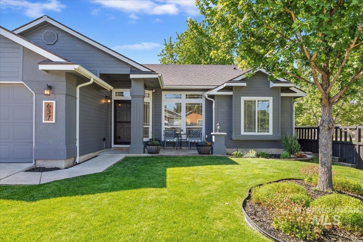 637 E Willow Brook Dr., Meridian, Idaho 83646, 3 Bedrooms, 2 Bathrooms, Residential For Sale, Price $427,000, 98986128