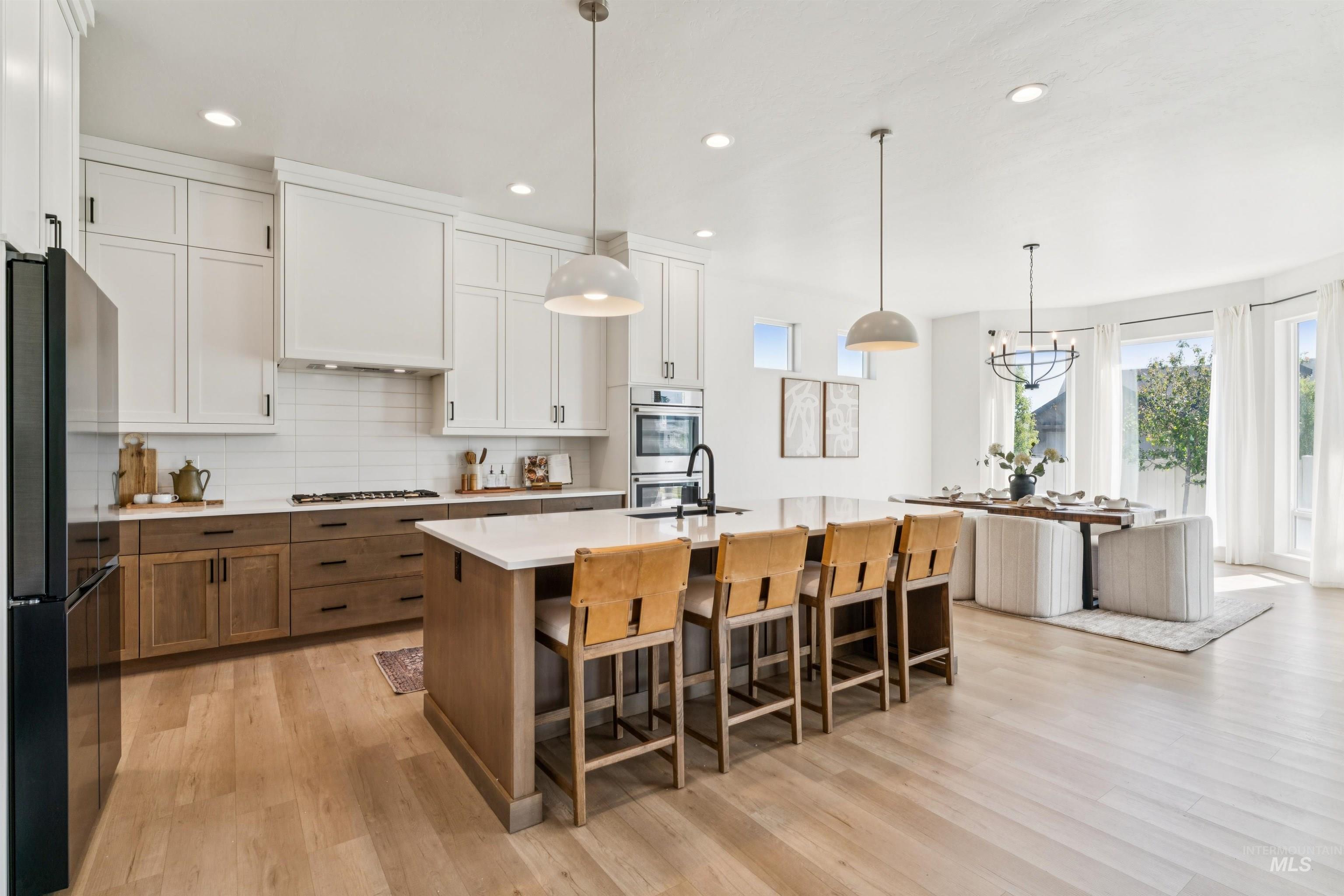 6112 S Phoebe Pl, Meridian, Idaho 83642, 3 Bedrooms, 2.5 Bathrooms, Residential For Sale, Price $870,000, 98986129