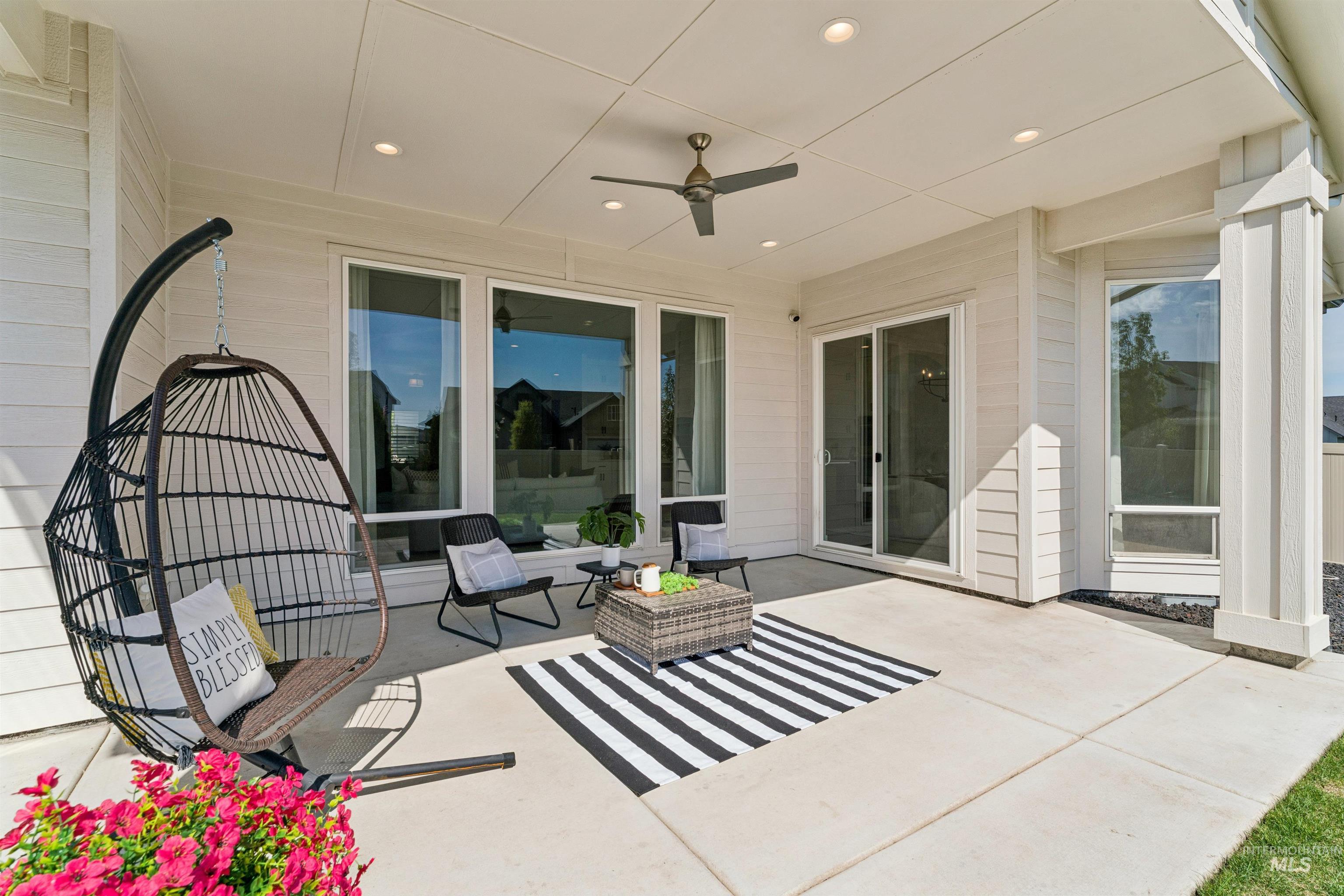 6112 S Phoebe Pl, Meridian, Idaho 83642, 3 Bedrooms, 2.5 Bathrooms, Residential For Sale, Price $870,000, 98986129