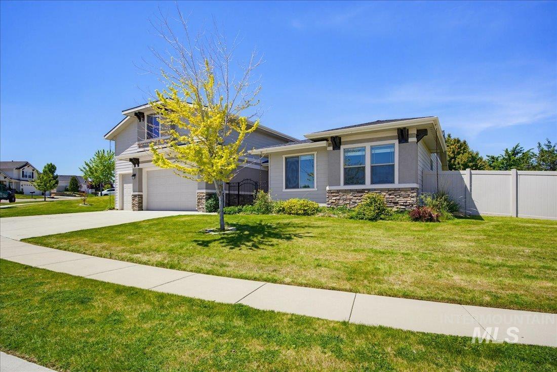 11116 W Brett Drive, Nampa, Idaho 83686, 3 Bedrooms, 2 Bathrooms, Residential For Sale, Price $589,000, 98986131