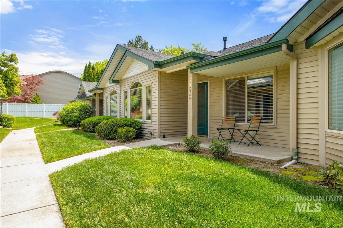 3872 N Bayou Lane, Garden City, Idaho 83703, 2 Bedrooms, 2 Bathrooms, Residential For Sale, Price $415,000,MLS 98986132