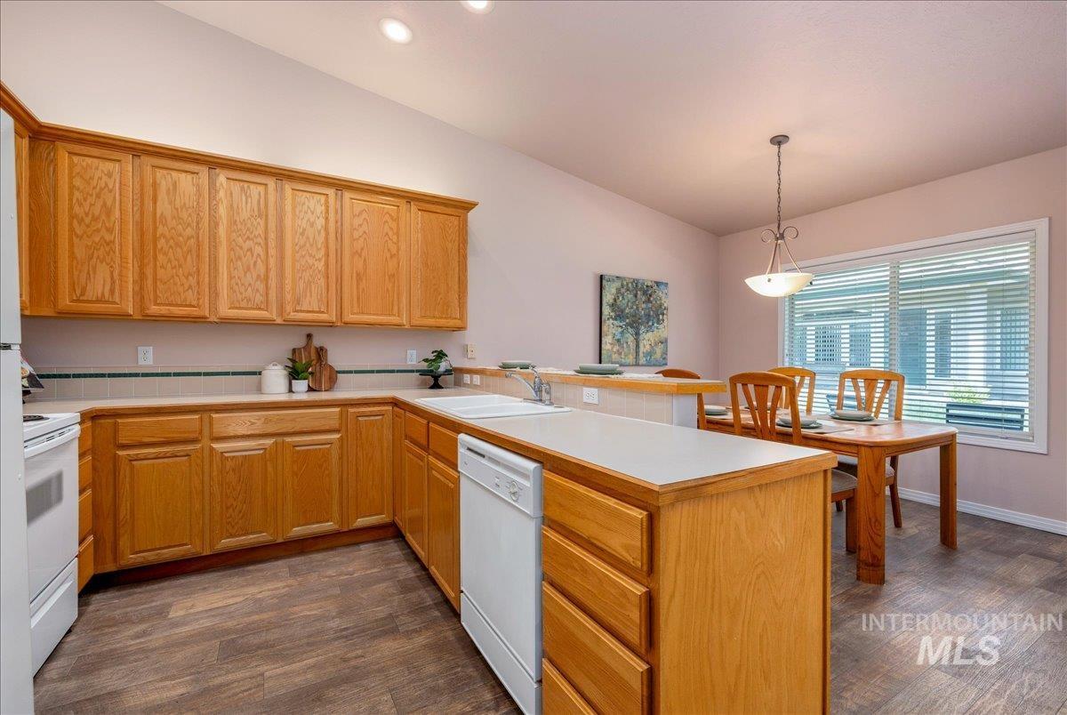 3872 N Bayou Lane, Garden City, Idaho 83703, 2 Bedrooms, 2 Bathrooms, Residential For Sale, Price $415,000,MLS 98986132