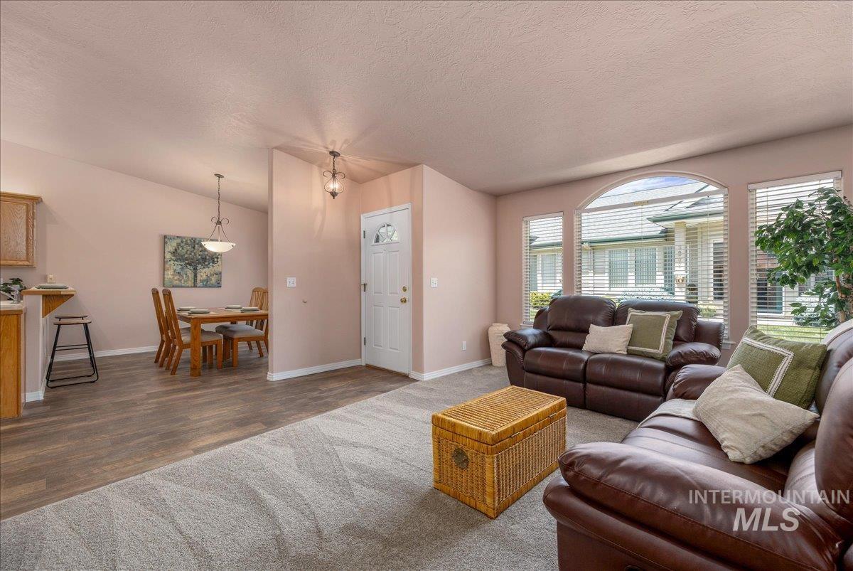 3872 N Bayou Lane, Garden City, Idaho 83703, 2 Bedrooms, 2 Bathrooms, Residential For Sale, Price $415,000,MLS 98986132