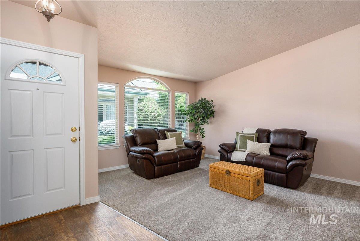 3872 N Bayou Lane, Garden City, Idaho 83703, 2 Bedrooms, 2 Bathrooms, Residential For Sale, Price $415,000,MLS 98986132