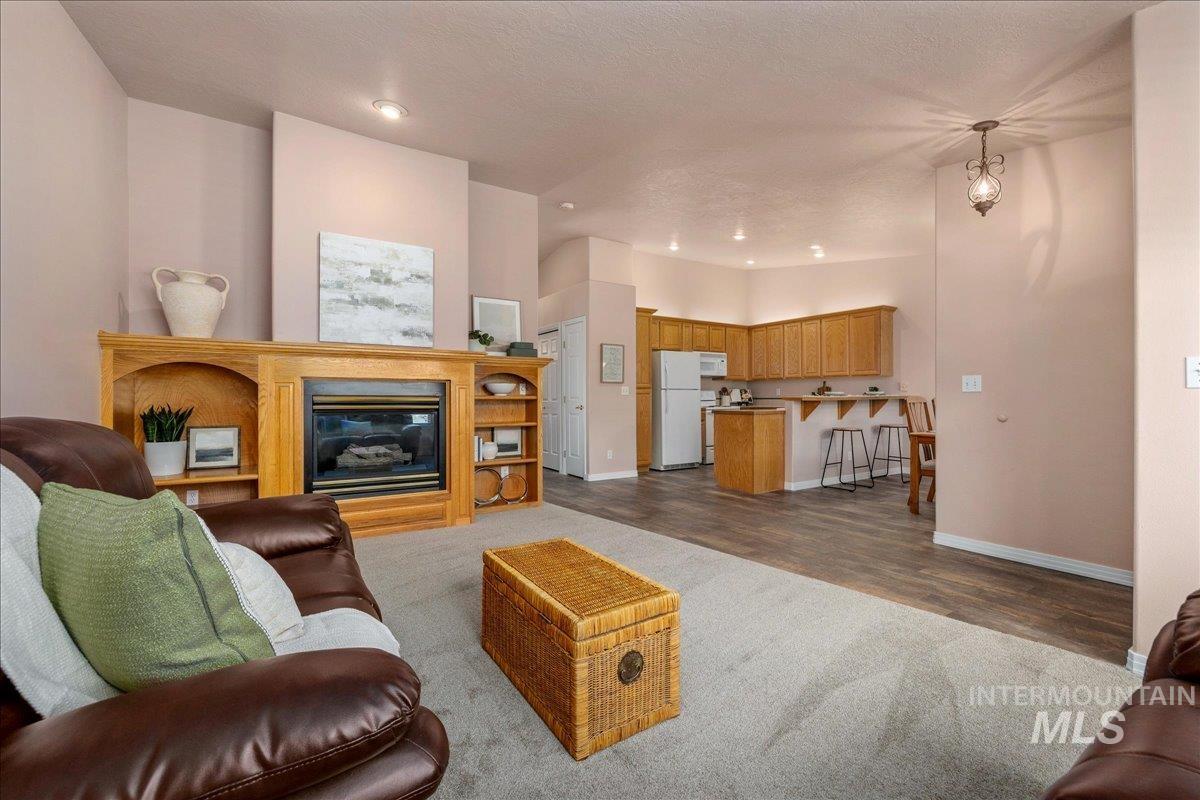3872 N Bayou Lane, Garden City, Idaho 83703, 2 Bedrooms, 2 Bathrooms, Residential For Sale, Price $415,000,MLS 98986132