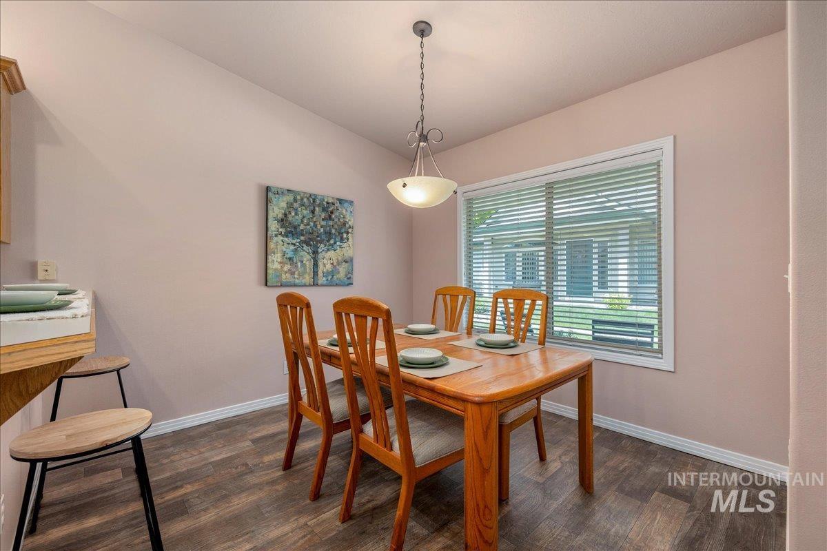 3872 N Bayou Lane, Garden City, Idaho 83703, 2 Bedrooms, 2 Bathrooms, Residential For Sale, Price $415,000,MLS 98986132