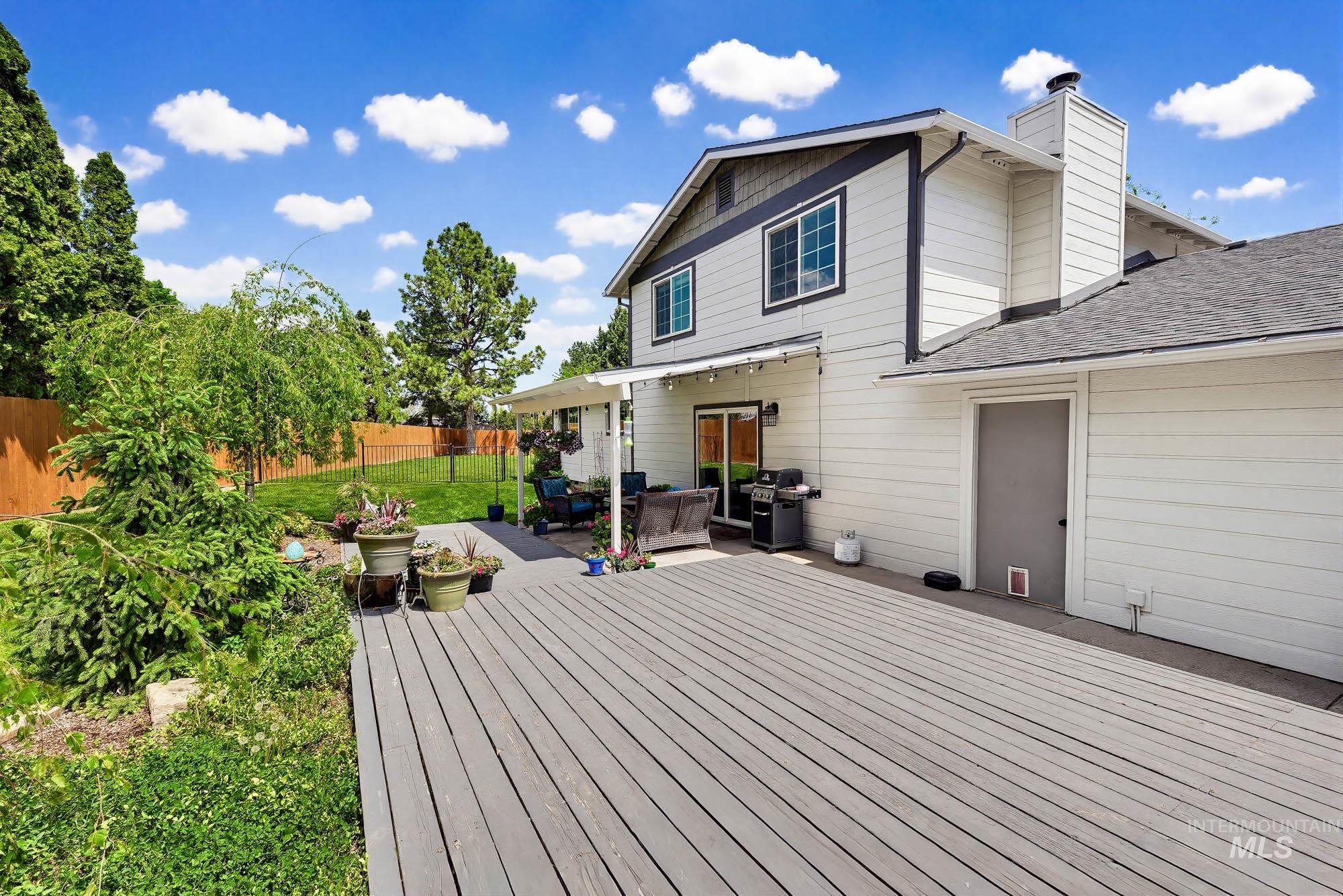 11407 W Reutzel Dr., Boise, Idaho 83709, 4 Bedrooms, 2.5 Bathrooms, Residential For Sale, Price $750,000, 98986137