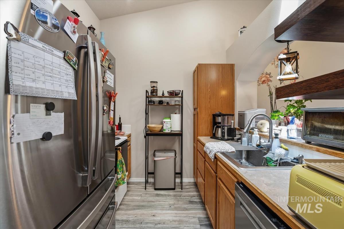 98 E Waterbury Ln, Meridian, Idaho 83646, 2 Bedrooms, 2 Bathrooms, Residential For Sale, Price $305,000, 98986138