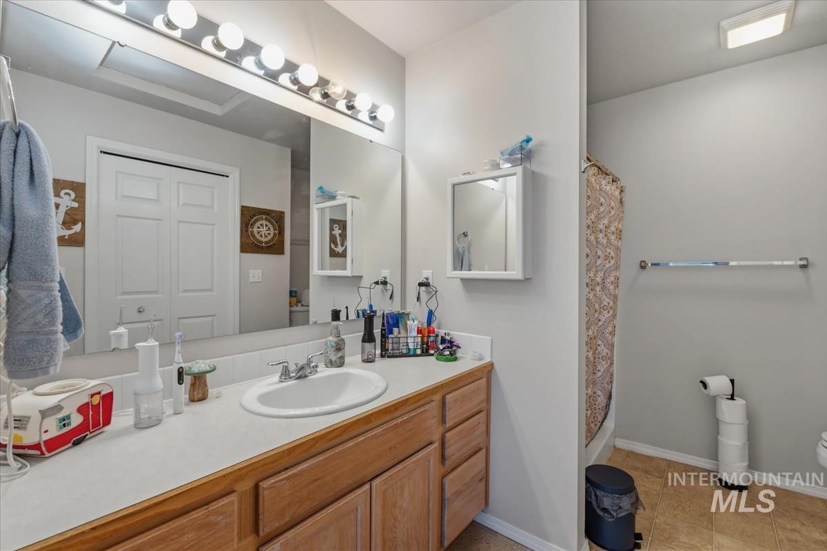 98 E Waterbury Ln, Meridian, Idaho 83646, 2 Bedrooms, 2 Bathrooms, Residential For Sale, Price $305,000, 98986138