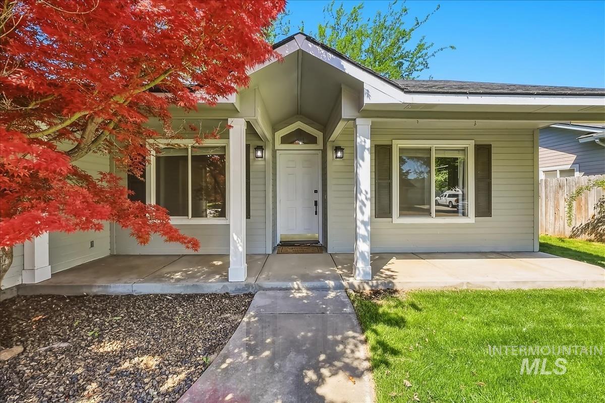 603 N Flauson Ave, Kuna, Idaho 83634, 3 Bedrooms, 2 Bathrooms, Residential For Sale, Price $359,900,MLS 98986140