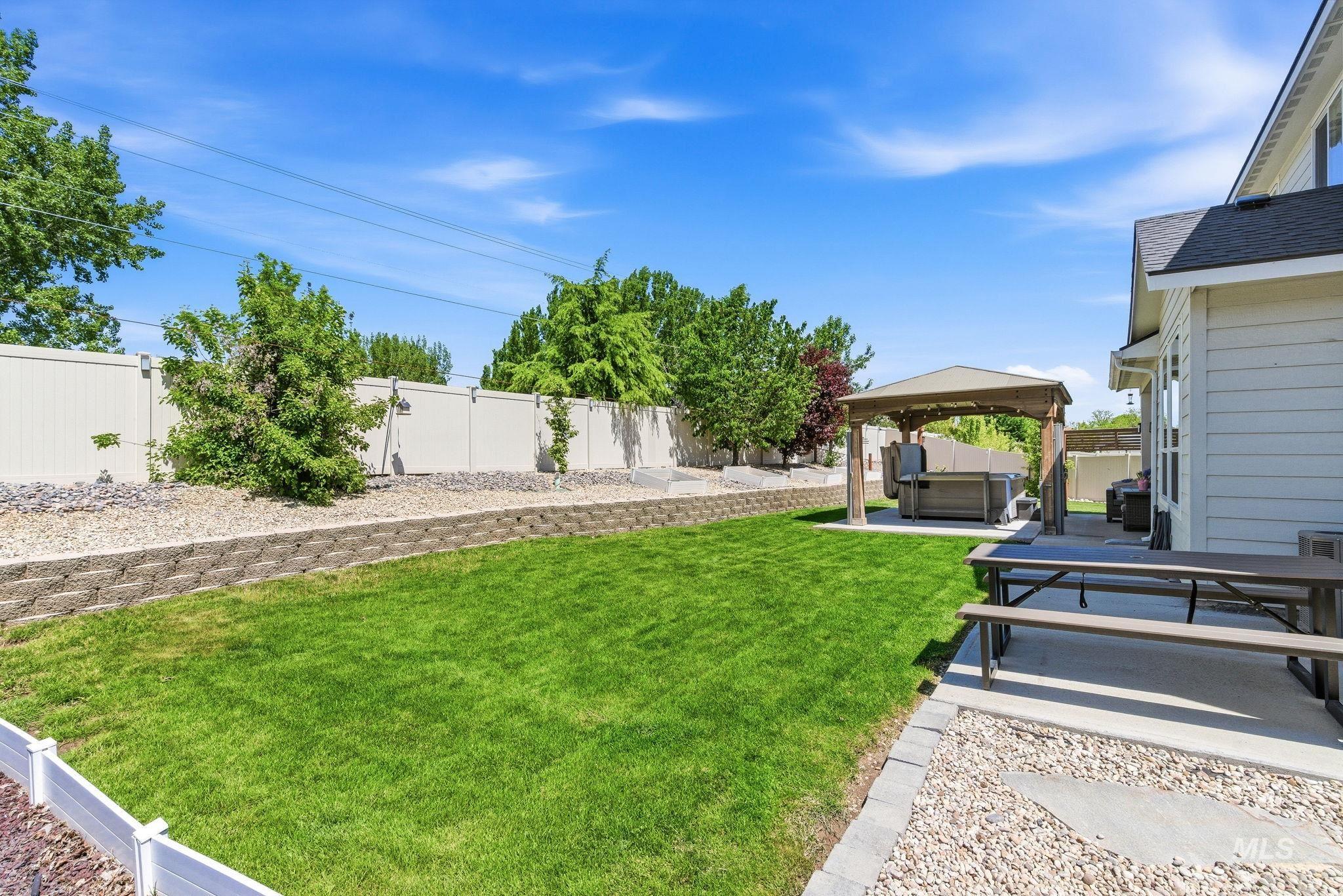 3212 S Caesar Pl, Meridian, Idaho 83642, 5 Bedrooms, 2.5 Bathrooms, Residential For Sale, Price $589,900, 98986141