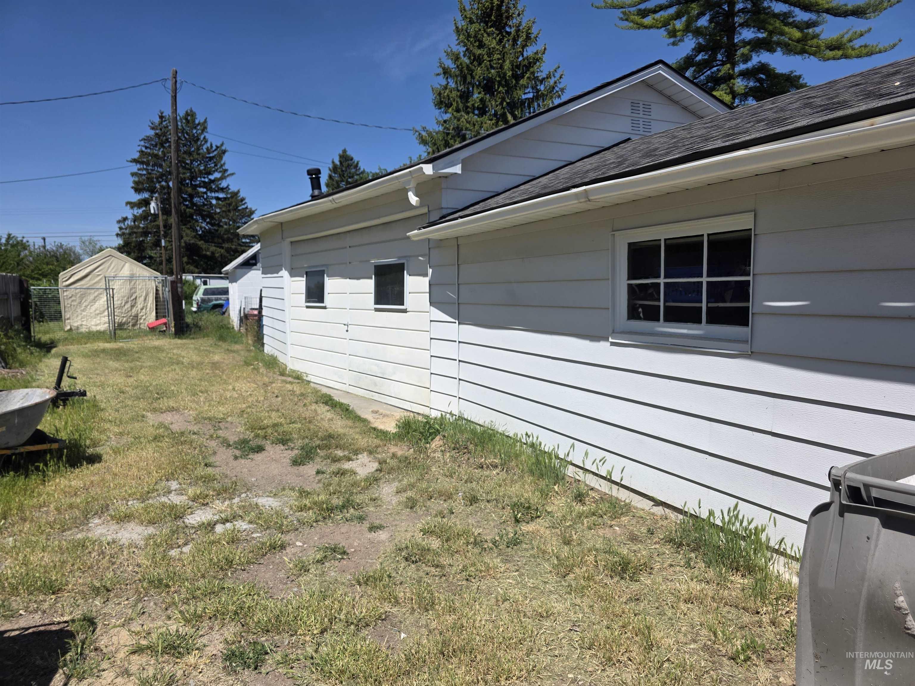 811 S Florence, Nampa, Idaho 83686, 4 Bedrooms, 2 Bathrooms, Residential For Sale, Price $545,000, 98986142