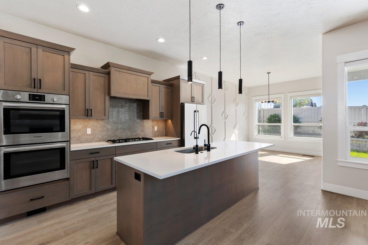 4602 S Selatir Way, Meridian, Idaho 83642, 3 Bedrooms, 2 Bathrooms, Residential For Sale, Price $610,000, 98986144