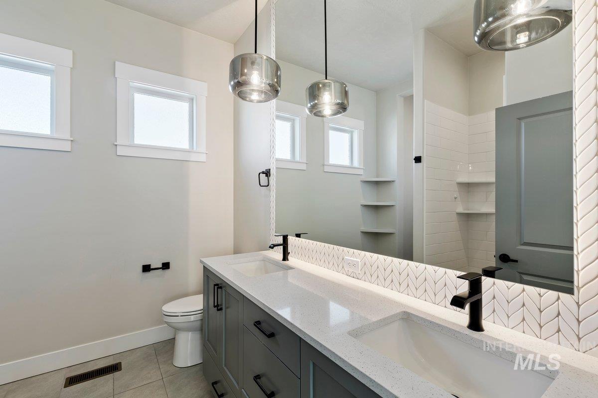 4602 S Selatir Way, Meridian, Idaho 83642, 3 Bedrooms, 2 Bathrooms, Residential For Sale, Price $610,000, 98986144