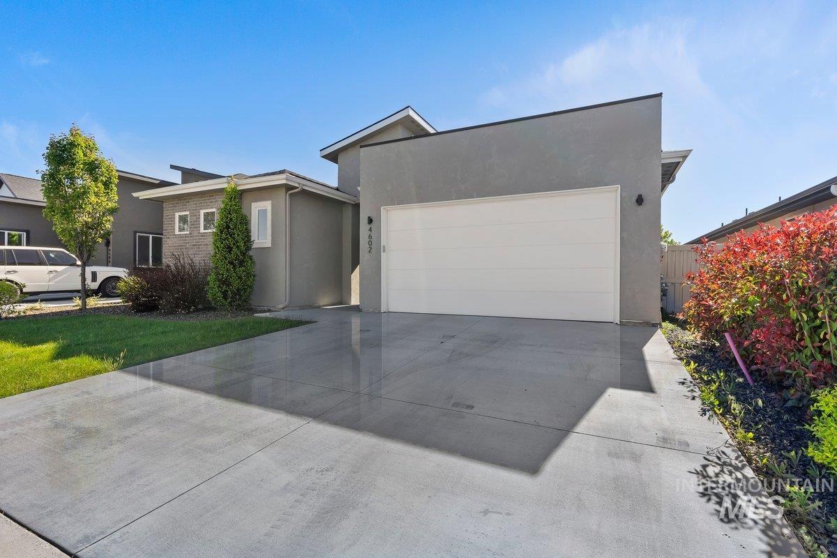4602 S Selatir Way, Meridian, Idaho 83642, 3 Bedrooms, 2 Bathrooms, Residential For Sale, Price $610,000, 98986144