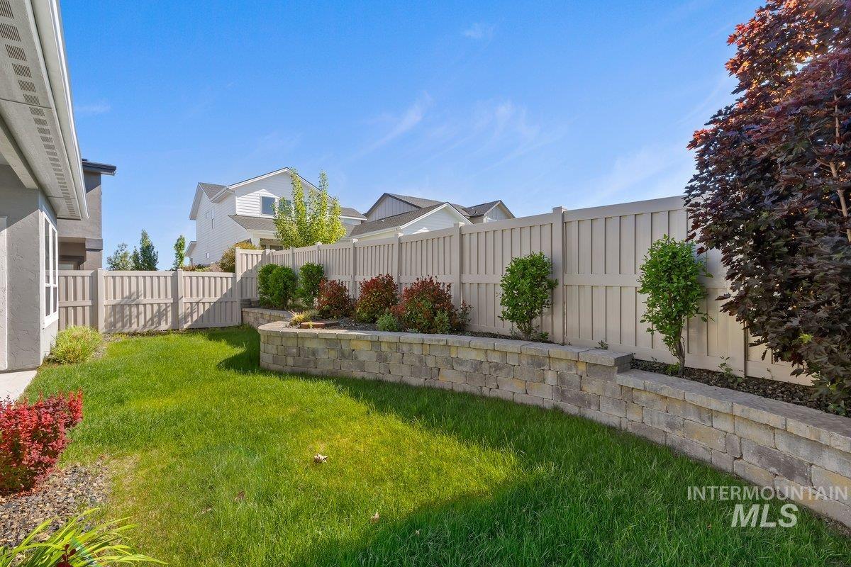 4602 S Selatir Way, Meridian, Idaho 83642, 3 Bedrooms, 2 Bathrooms, Residential For Sale, Price $610,000, 98986144