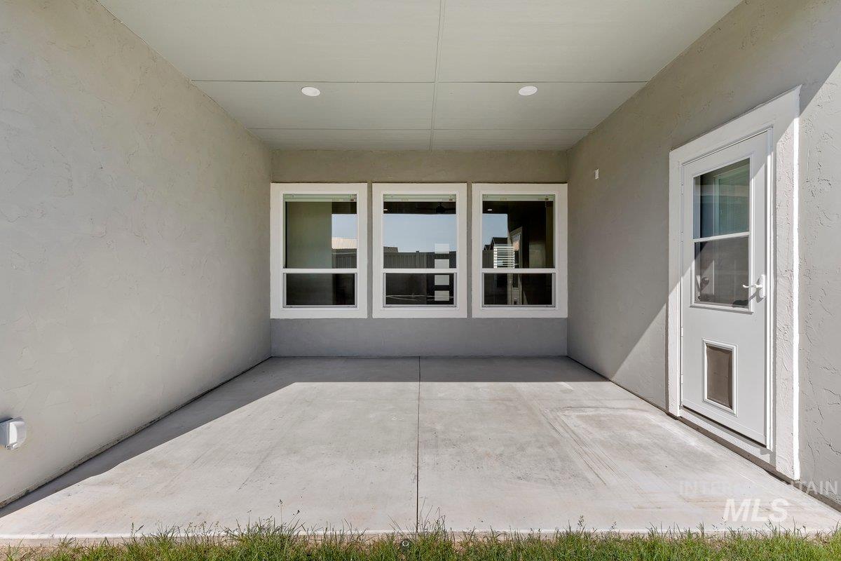 4602 S Selatir Way, Meridian, Idaho 83642, 3 Bedrooms, 2 Bathrooms, Residential For Sale, Price $610,000, 98986144
