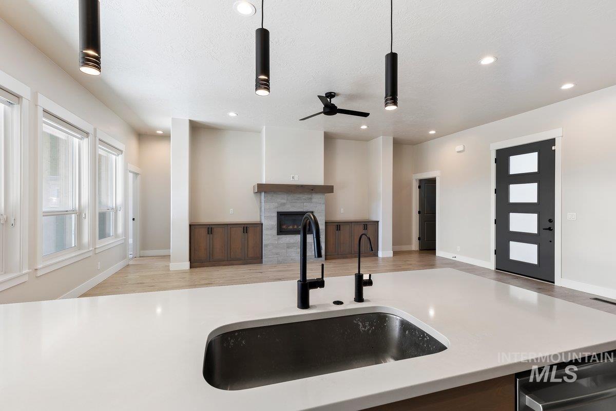 4602 S Selatir Way, Meridian, Idaho 83642, 3 Bedrooms, 2 Bathrooms, Residential For Sale, Price $610,000, 98986144