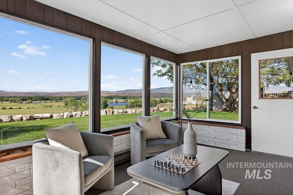4230 E Chinden Blvd, Eagle, Idaho 83616-6483, 3 Bedrooms, 2 Bathrooms, Residential For Sale, Price $787,500, 98986145