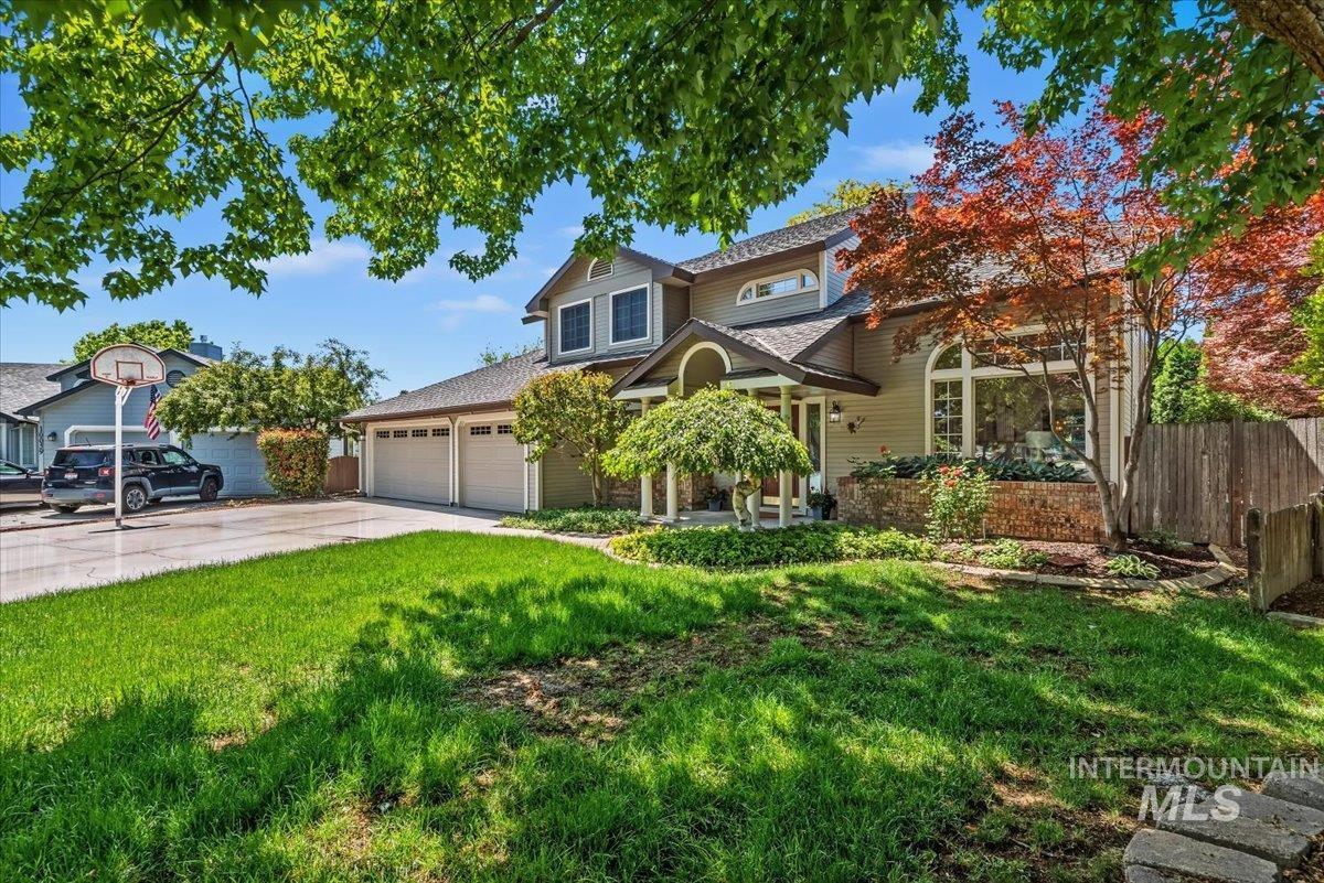 10070 Ironclad Court, Boise, Idaho 83704, 4 Bedrooms, 3 Bathrooms, Residential For Sale, Price $599,700, 98986146