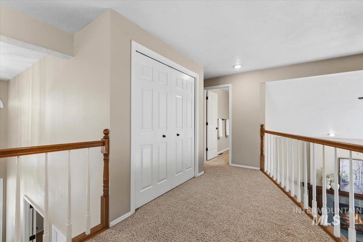 10070 Ironclad Court, Boise, Idaho 83704, 4 Bedrooms, 3 Bathrooms, Residential For Sale, Price $599,700, 98986146