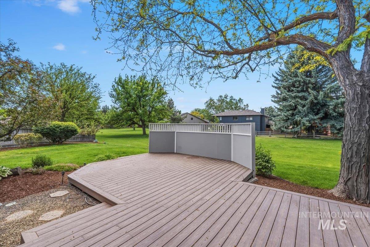10070 Ironclad Court, Boise, Idaho 83704, 4 Bedrooms, 3 Bathrooms, Residential For Sale, Price $599,700, 98986146