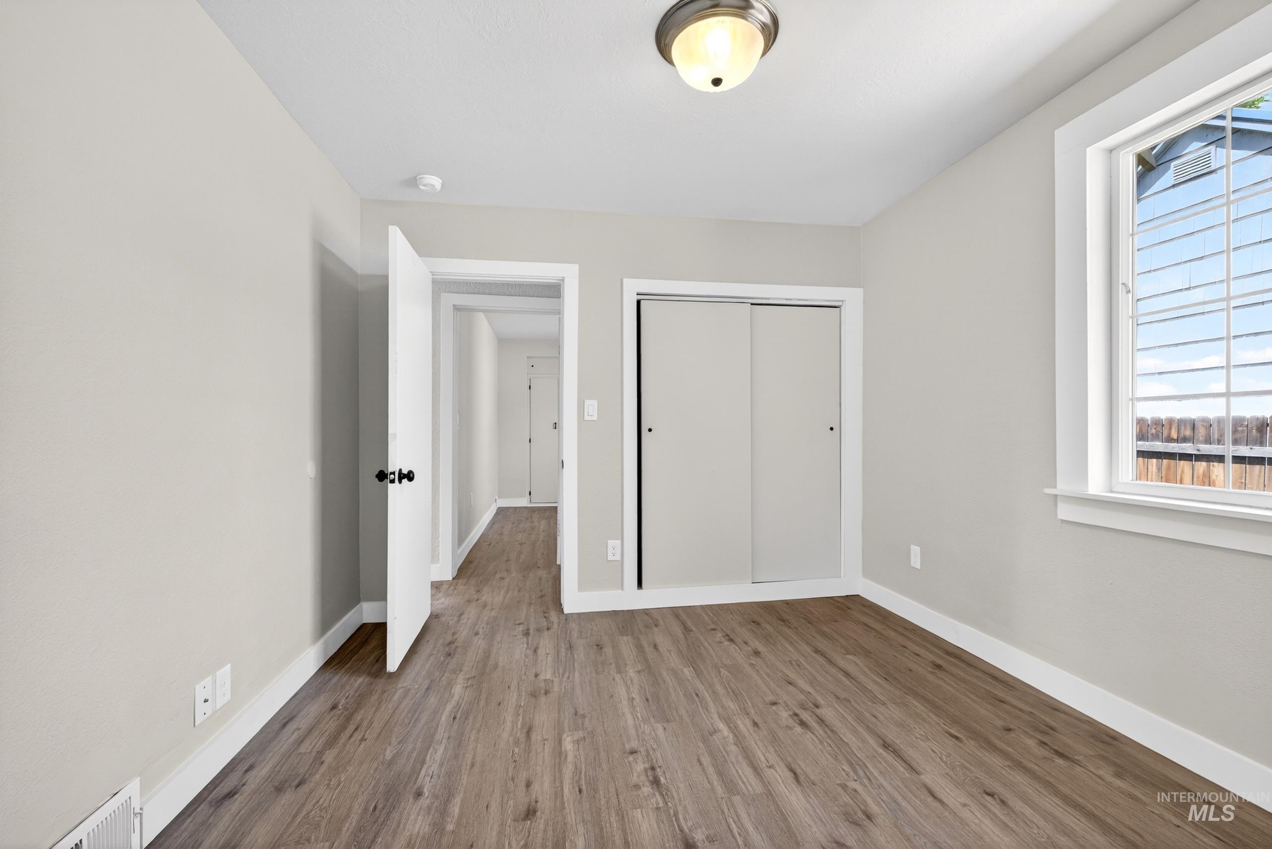 320 S Elder St, Nampa, Idaho 83686, 2 Bedrooms, 1 Bathroom, Residential For Sale, Price $324,900, 98986147