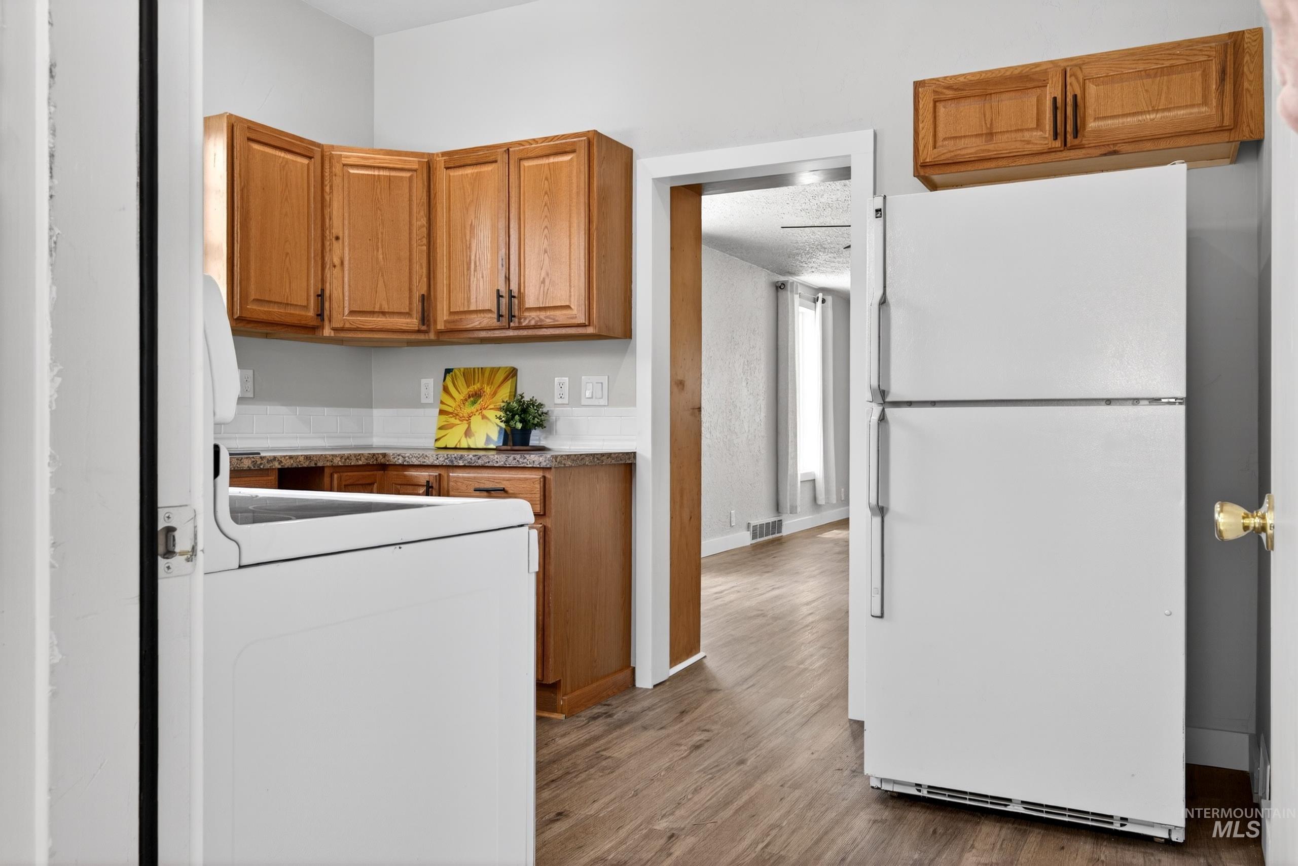 320 S Elder St, Nampa, Idaho 83686, 2 Bedrooms, 1 Bathroom, Residential For Sale, Price $324,900, 98986147