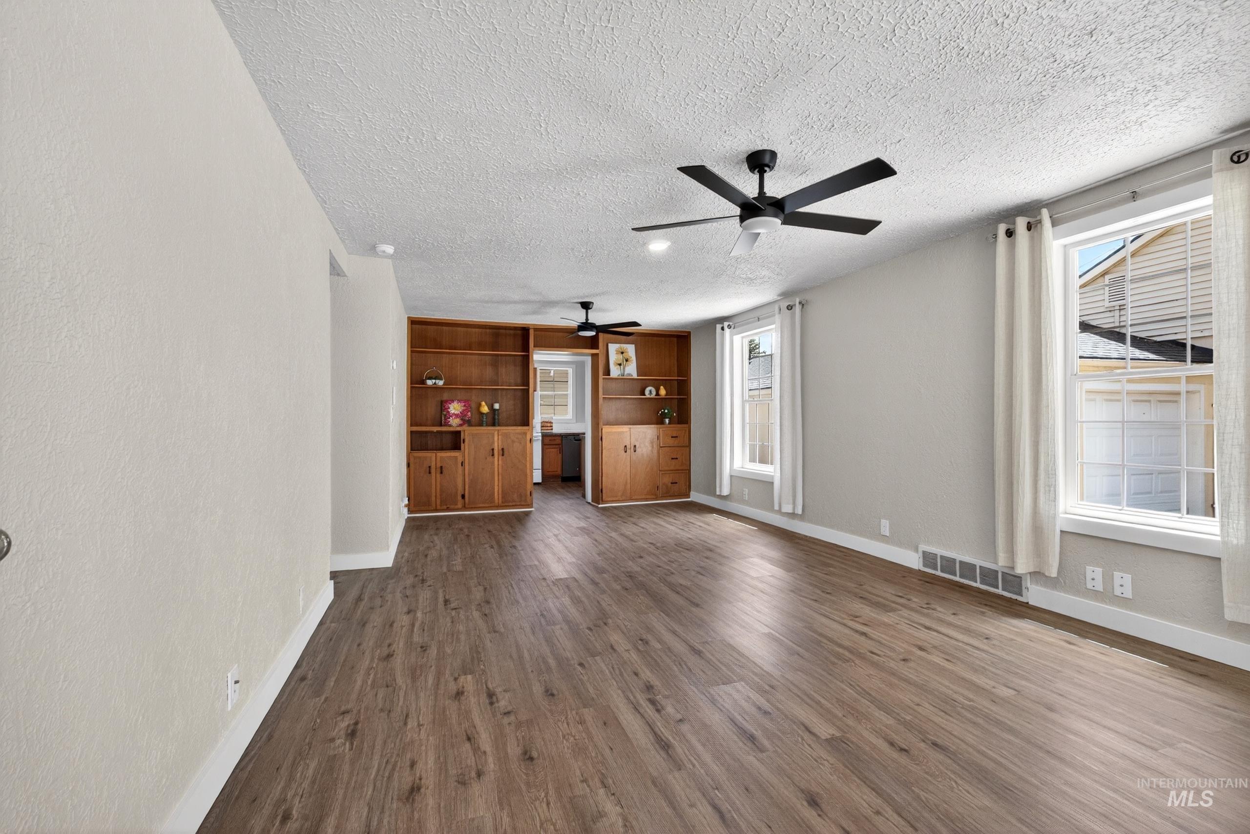 320 S Elder St, Nampa, Idaho 83686, 2 Bedrooms, 1 Bathroom, Residential For Sale, Price $324,900, 98986147