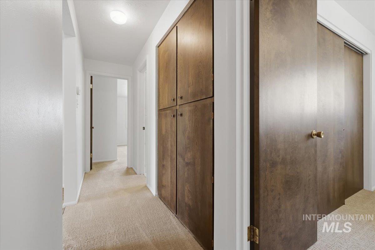 8315 W Valley View Dr, Boise, Idaho 83704, 4 Bedrooms, 2 Bathrooms, Residential For Sale, Price $600,000, 98986149