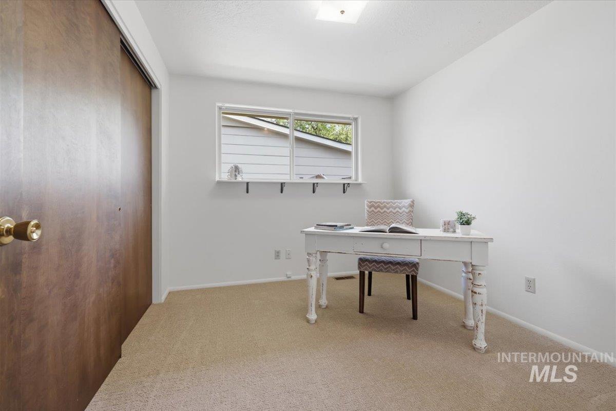 8315 W Valley View Dr, Boise, Idaho 83704, 4 Bedrooms, 2 Bathrooms, Residential For Sale, Price $600,000, 98986149