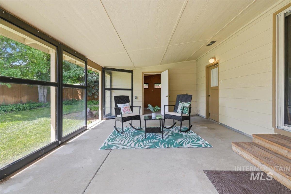 8315 W Valley View Dr, Boise, Idaho 83704, 4 Bedrooms, 2 Bathrooms, Residential For Sale, Price $600,000, 98986149