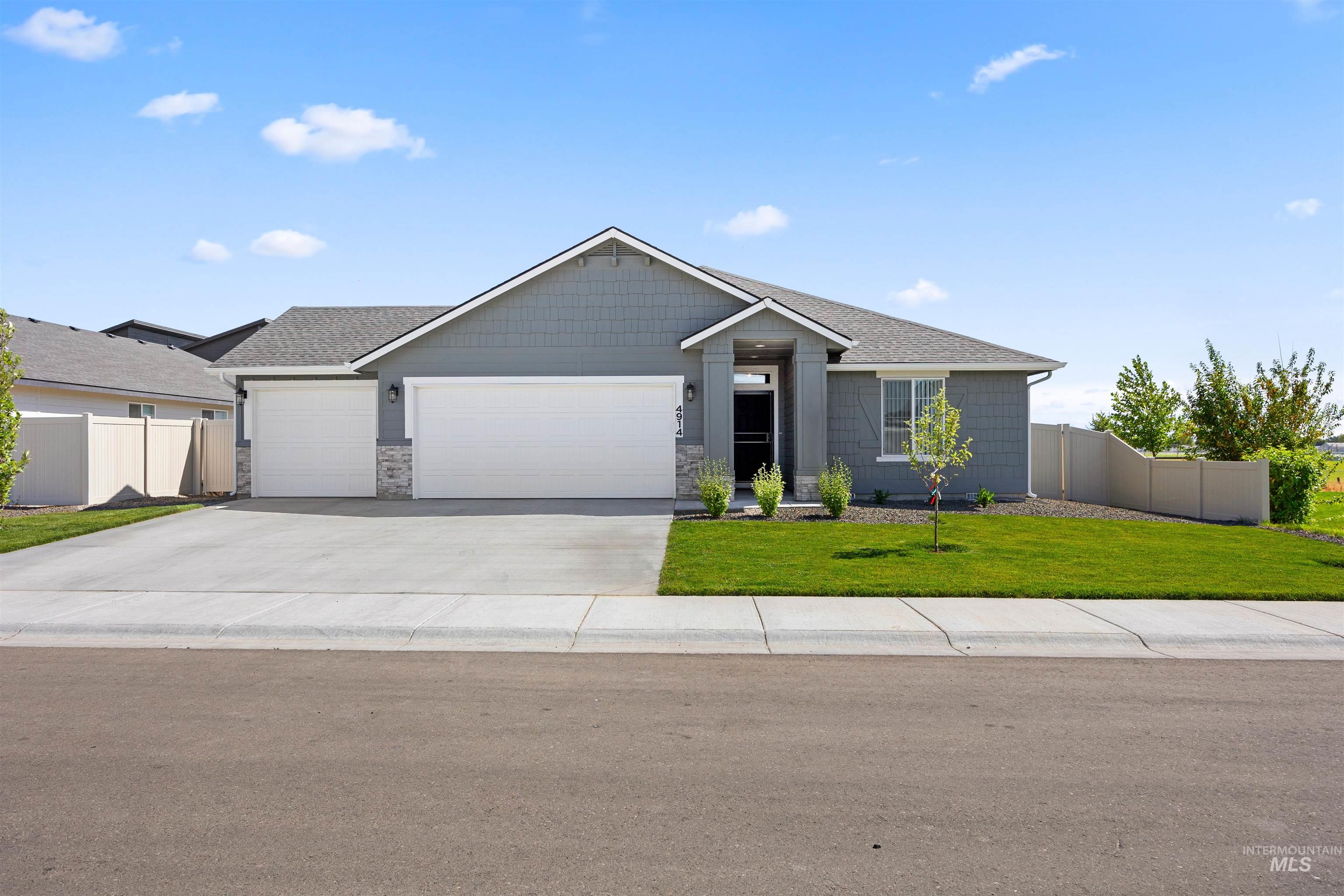 4914 Endicott Dr, Caldwell, Idaho 86605, 4 Bedrooms, 2 Bathrooms, Residential For Sale, Price $424,990, 98986151