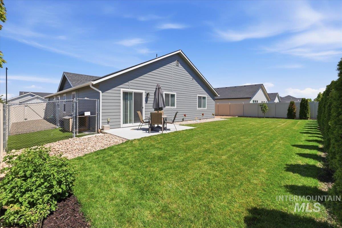 4914 Endicott Dr, Caldwell, Idaho 86605, 4 Bedrooms, 2 Bathrooms, Residential For Sale, Price $424,990, 98986151