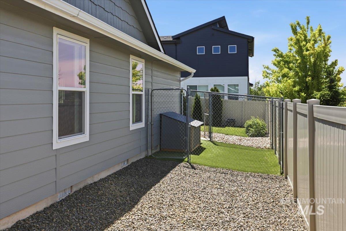 4914 Endicott Dr, Caldwell, Idaho 86605, 4 Bedrooms, 2 Bathrooms, Residential For Sale, Price $424,990, 98986151