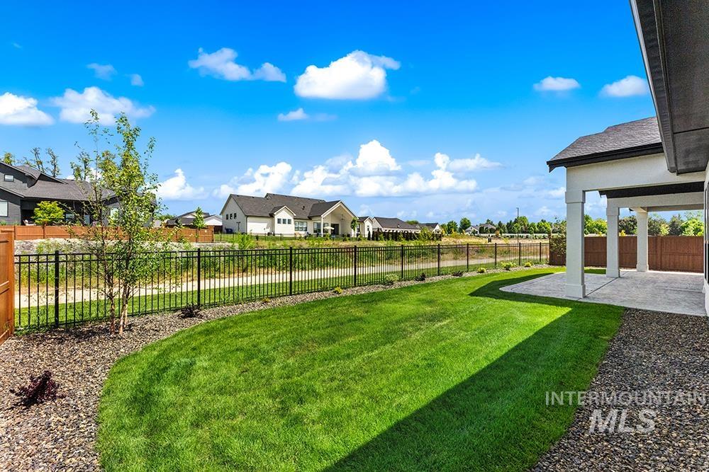 3394 W Retreat St, Eagle, Idaho 83616, 3 Bedrooms, 2.5 Bathrooms, Residential For Sale, Price $1,089,000, 98986152