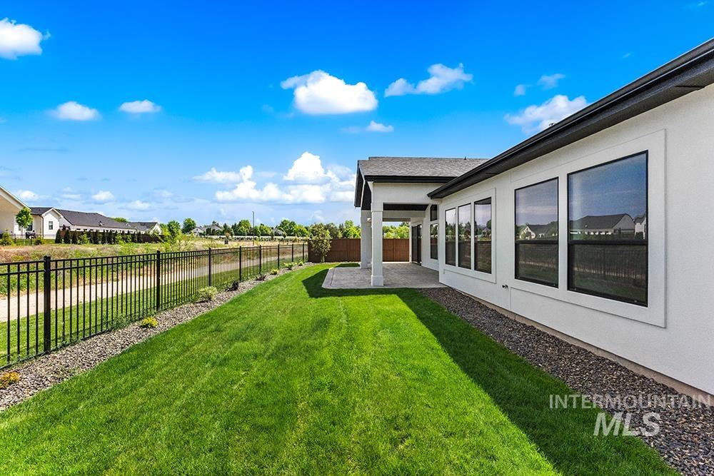 3394 W Retreat St, Eagle, Idaho 83616, 3 Bedrooms, 2.5 Bathrooms, Residential For Sale, Price $1,089,000, 98986152