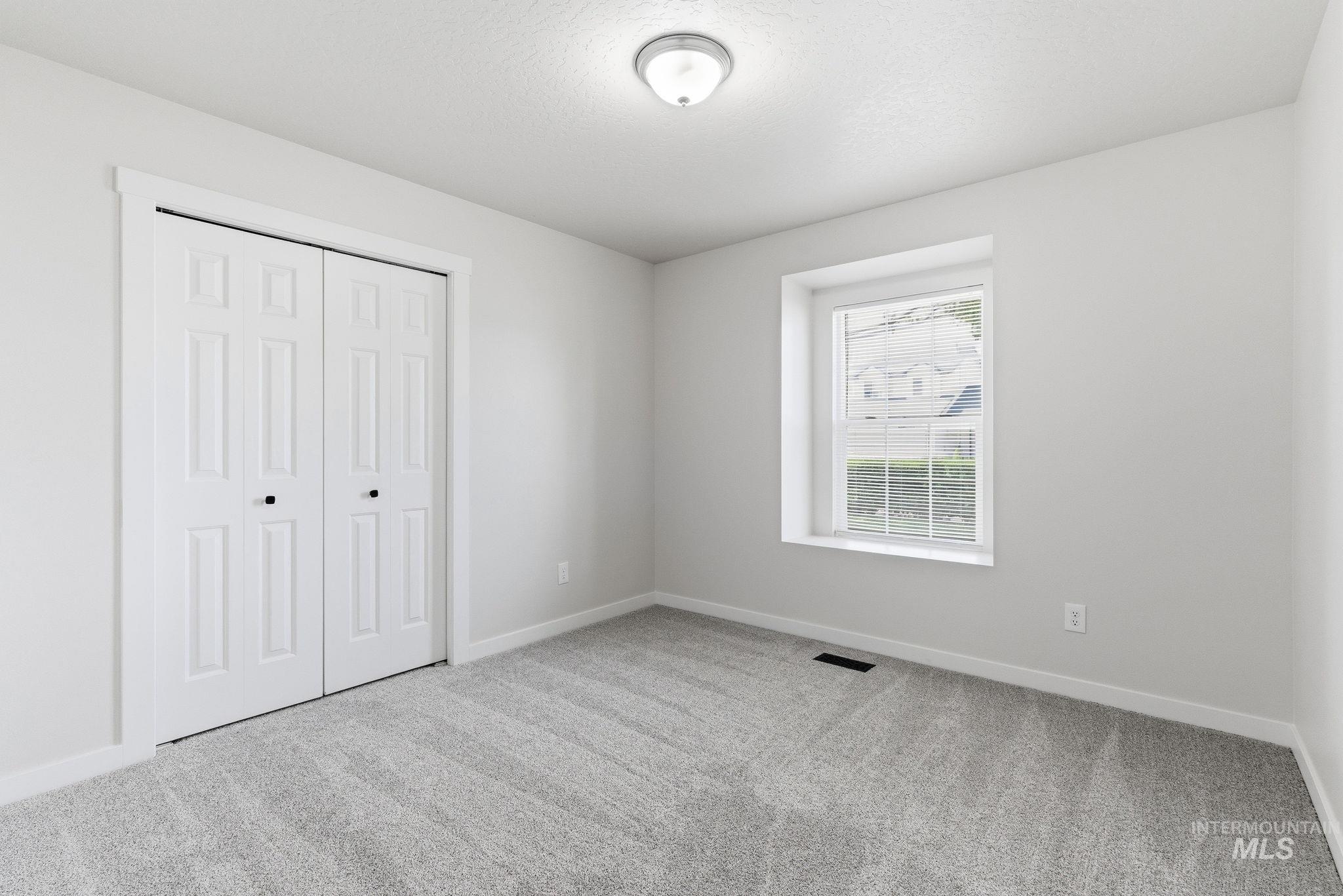 909 Settlers Dr, Caldwell, Idaho 83607, 3 Bedrooms, 2 Bathrooms, Residential For Sale, Price $349,900, 98986156