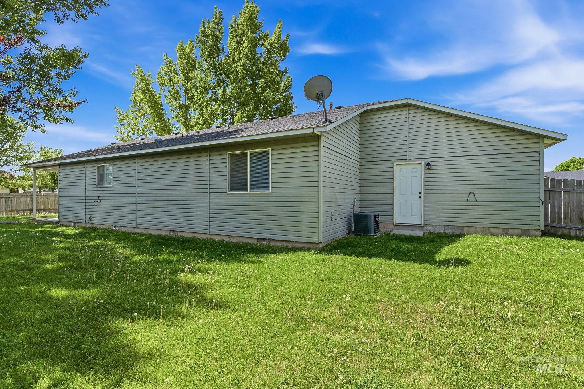 909 Settlers Dr, Caldwell, Idaho 83607, 3 Bedrooms, 2 Bathrooms, Residential For Sale, Price $349,900, 98986156