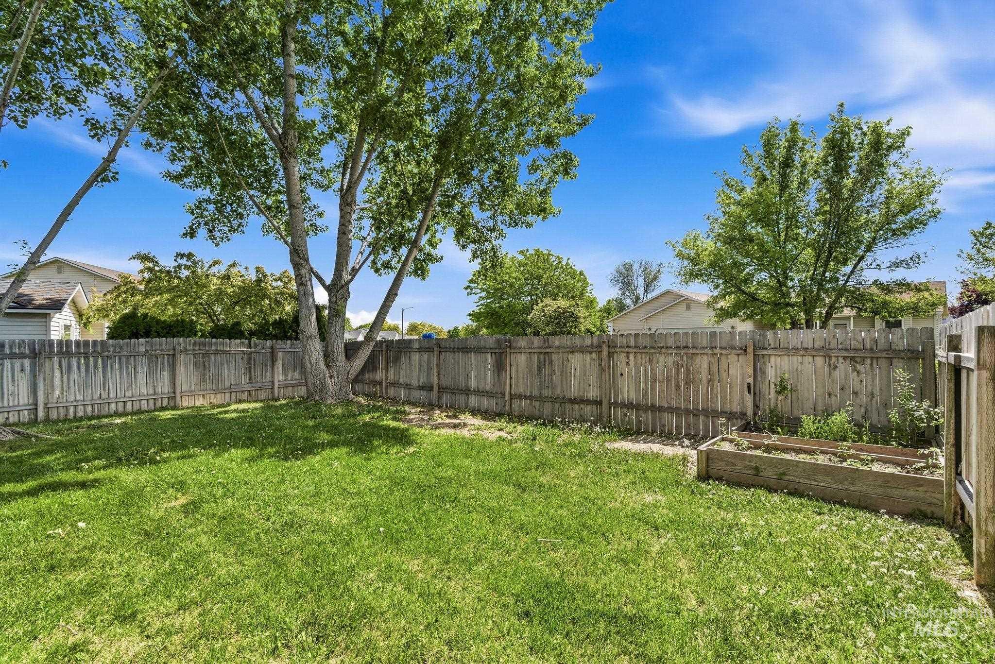 909 Settlers Dr, Caldwell, Idaho 83607, 3 Bedrooms, 2 Bathrooms, Residential For Sale, Price $349,900, 98986156