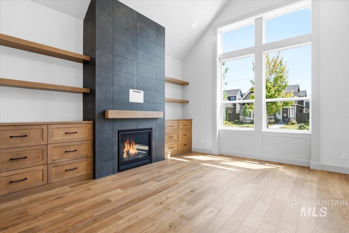 6121 S Apex Ave, Meridian, Idaho 83642, 3 Bedrooms, 2.5 Bathrooms, Residential For Sale, Price $724,900, 98986157