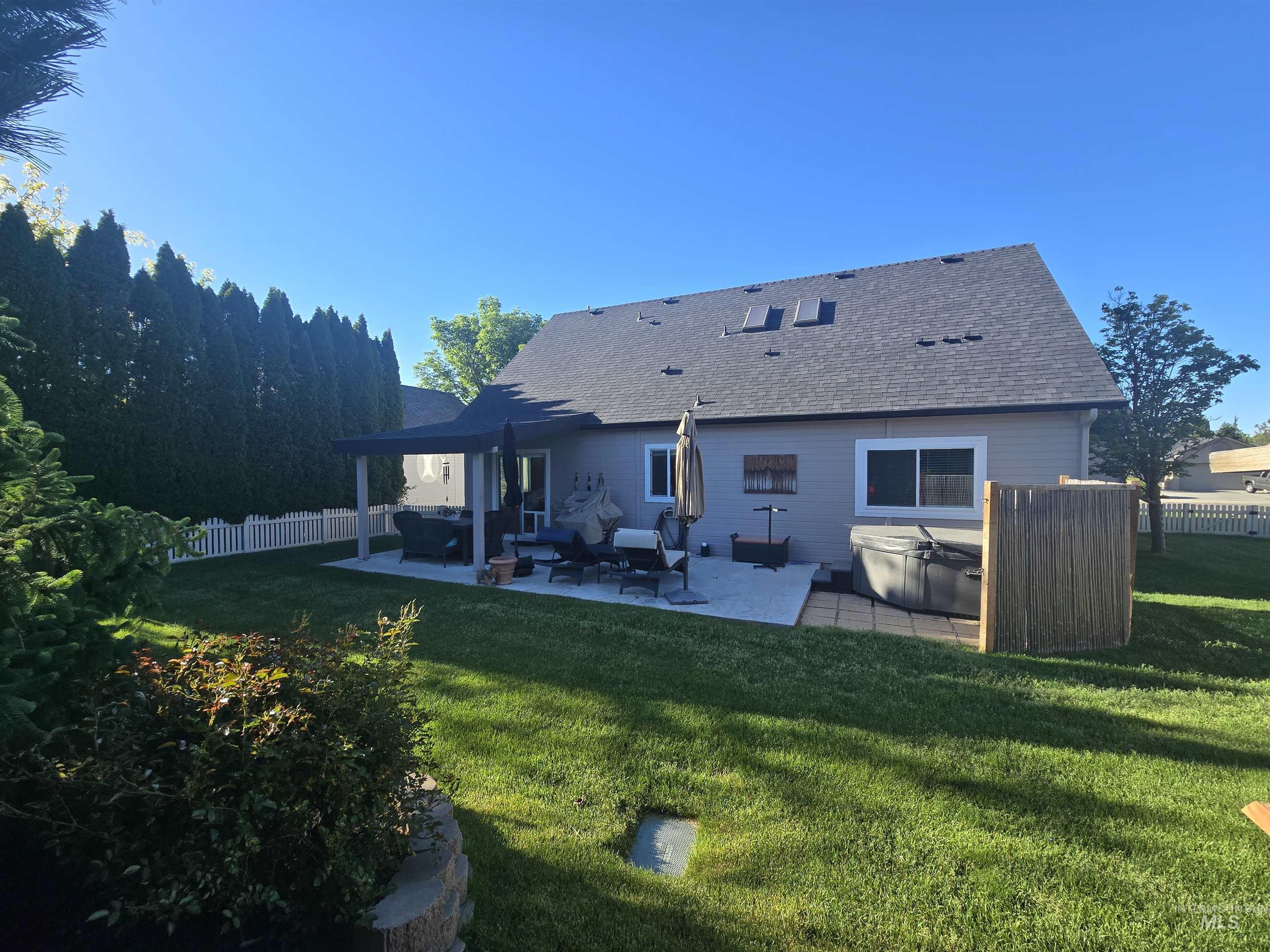 3732 W Moon Lake St., Meridian, Idaho 83646, 3 Bedrooms, 2.5 Bathrooms, Residential For Sale, Price $599,000, 98986158